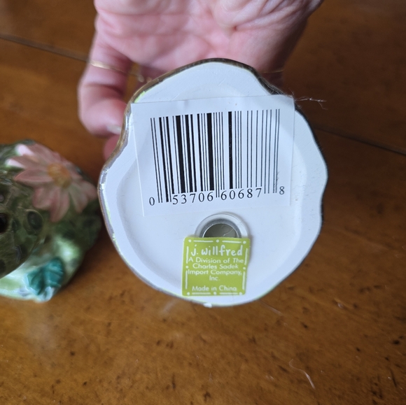 New frog pair salt & pepper set by J. Willfred, Charles Sadek Co. - Picture 8 of 9